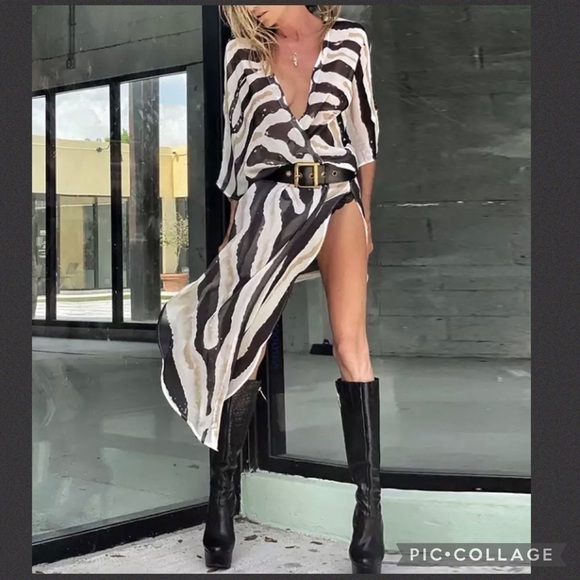 1 Left! Zebra Stripe - Black, White, & Tan Kimono - Picture 2 of 4